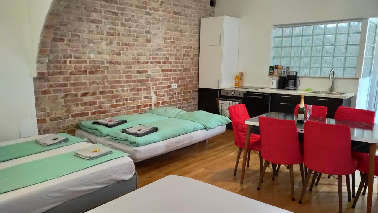 Cozynite Premium Apartment Stadthalle ウィーン エクステリア 写真