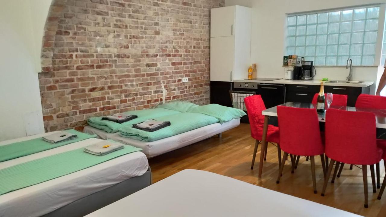 Cozynite Premium Apartment Stadthalle ウィーン エクステリア 写真